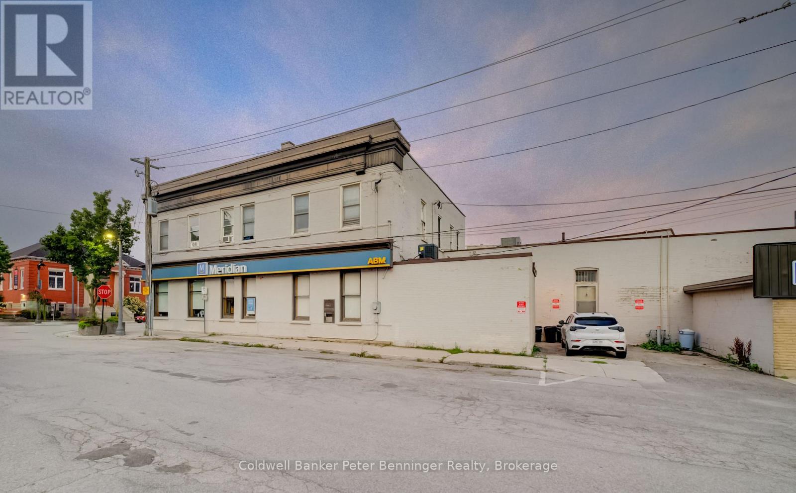 240-242 DURHAM STREET E