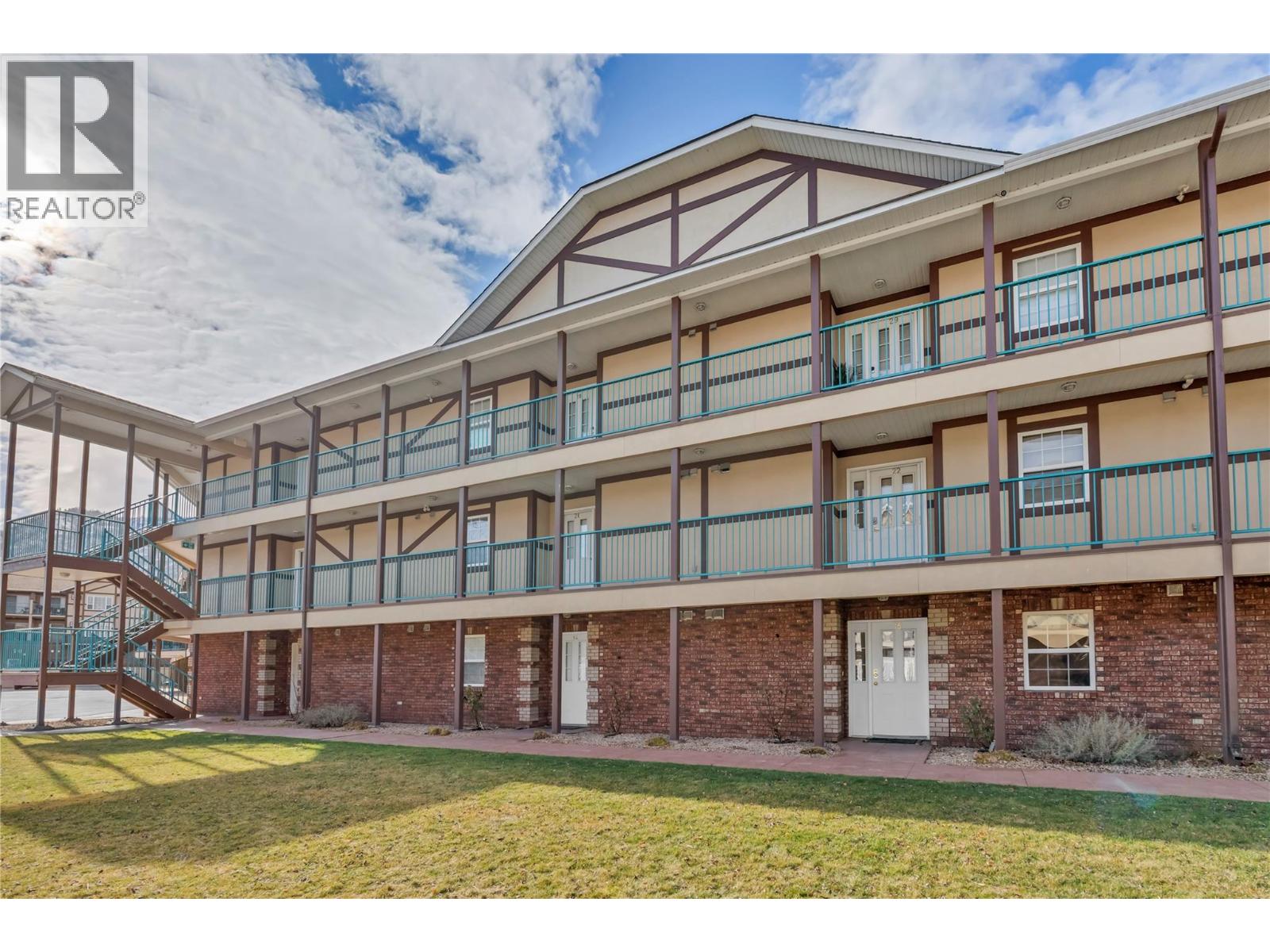 750 Railway Lane Unit# 15