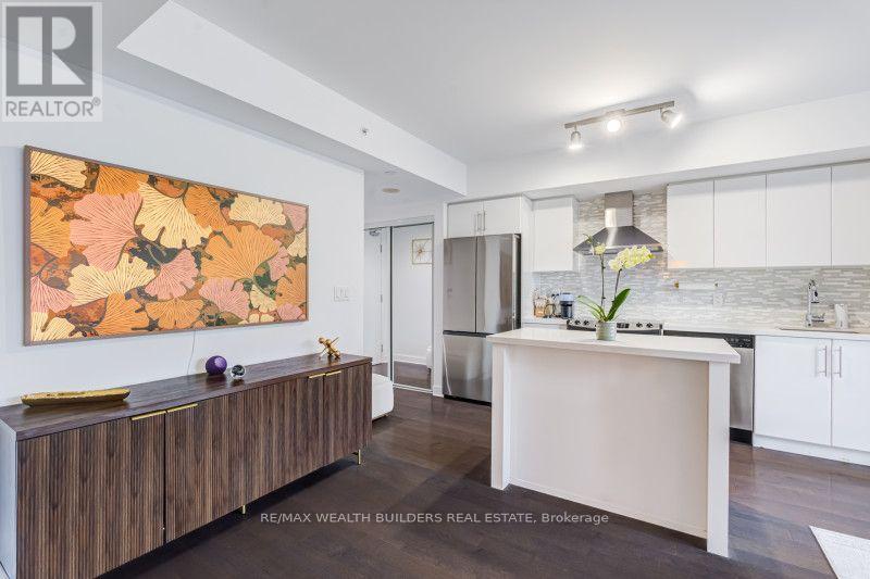 1707 - 58 ORCHARD VIEW BOULEVARD