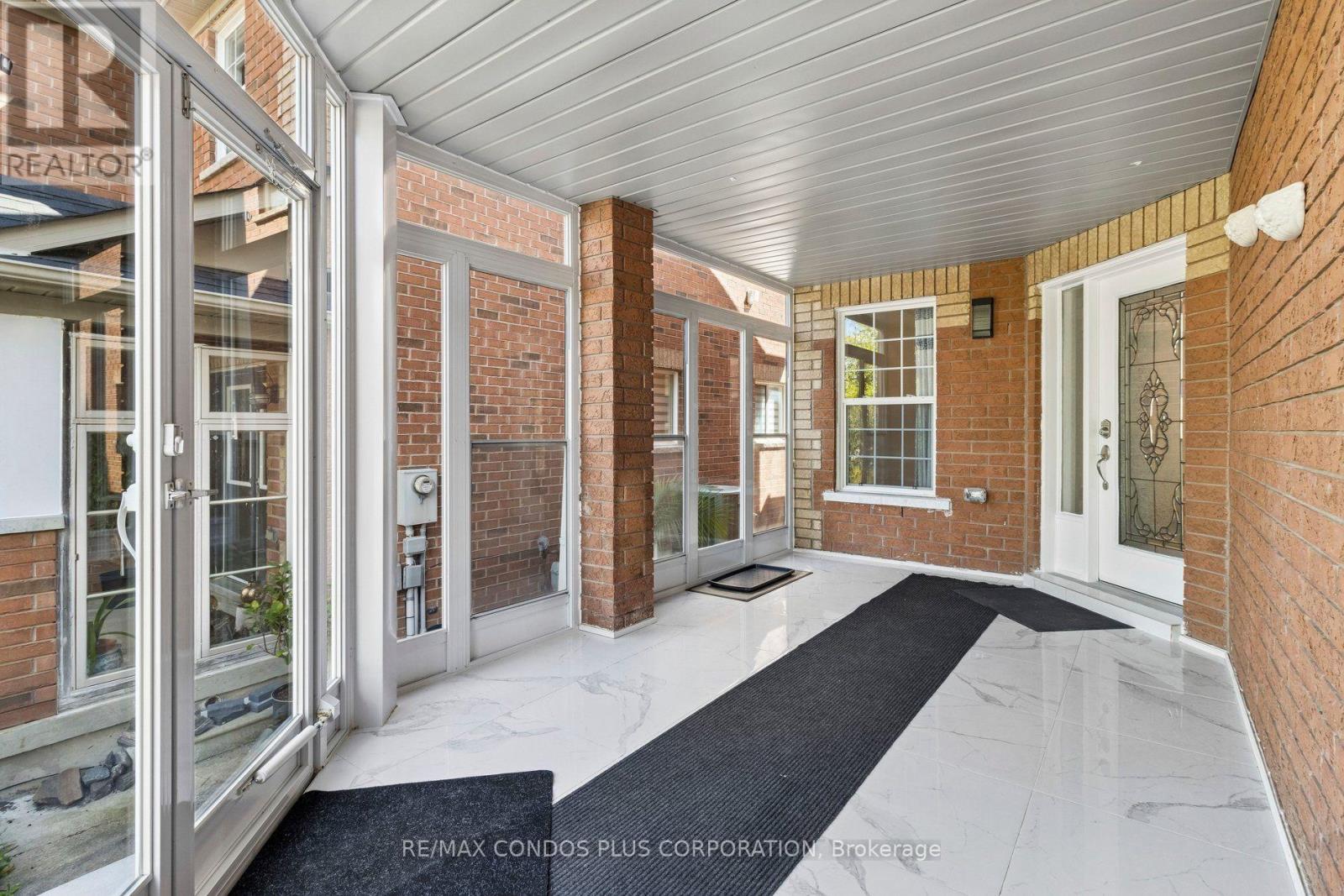 41 MAROON DRIVE