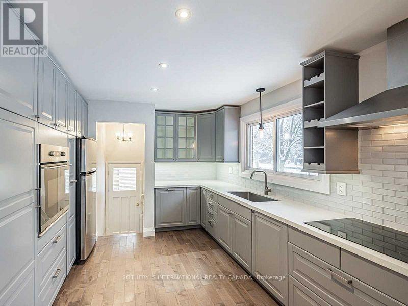 525 DYNES ROAD