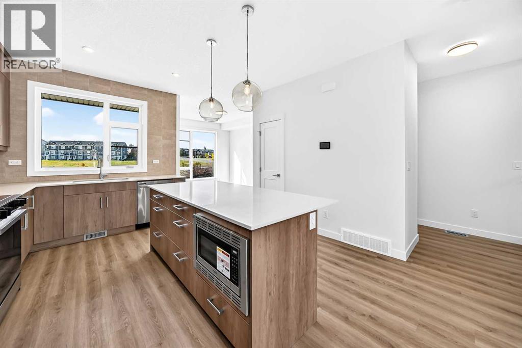 405, 199 Sage Hill Heights NW