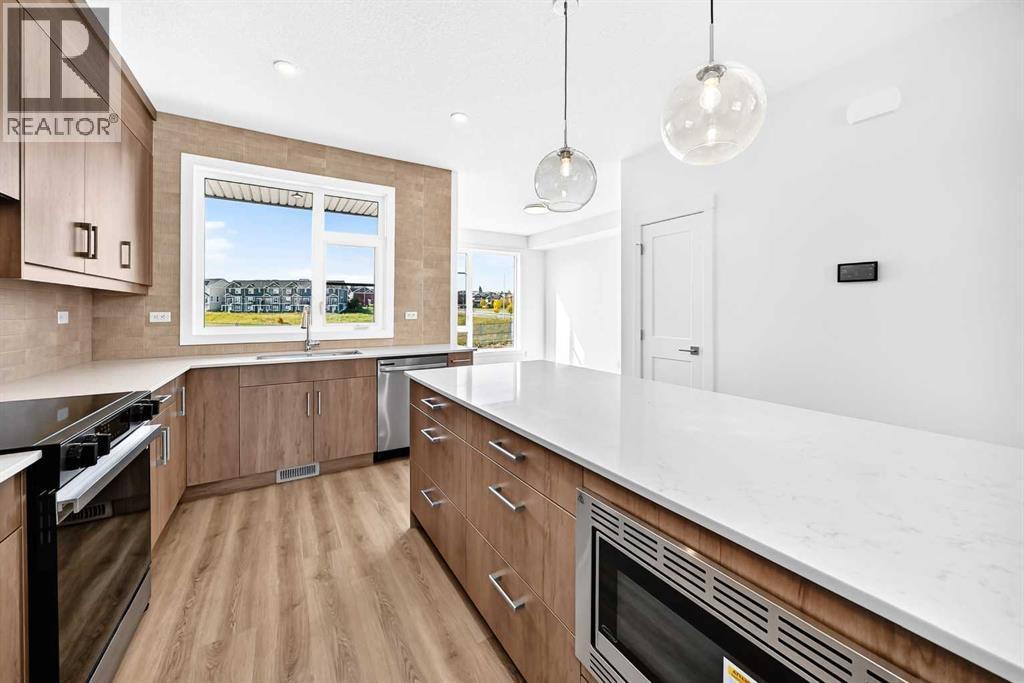 405, 199 Sage Hill Heights NW