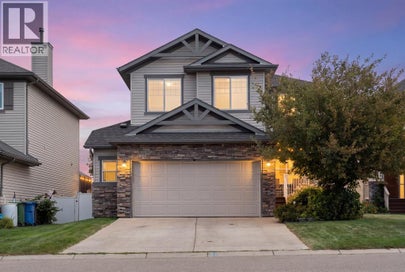 408 Rainbow Falls Way Chestermere AB T1X 1S8