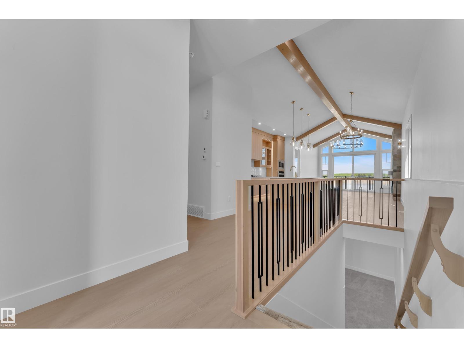 264 Falcon Crescent
