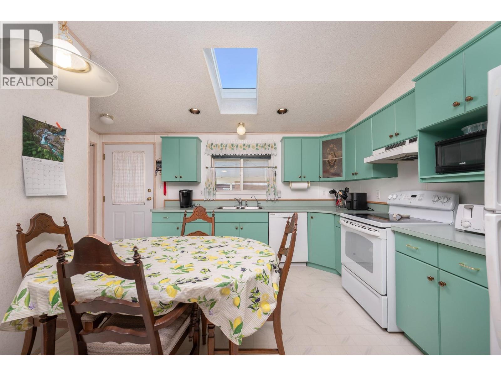 1600 43 Avenue Unit# 27