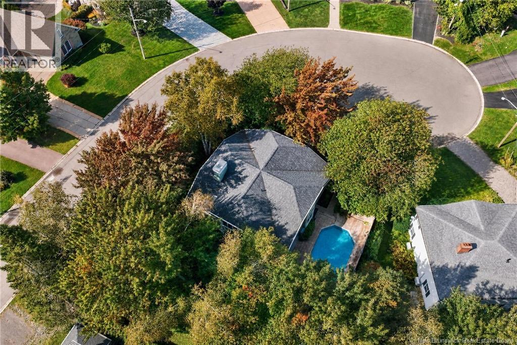 10 Harvard Court - Photo 3