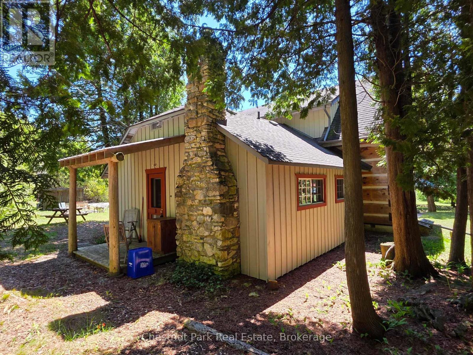 79 PINE TREE HARBOUR ROAD