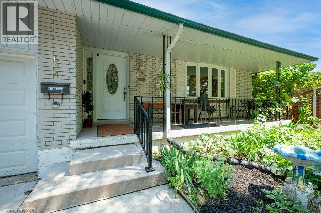 634 CEDARGROVE Place