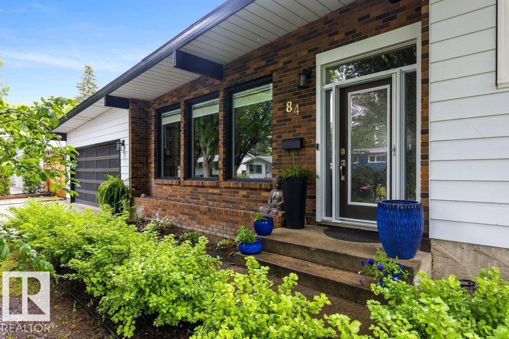 84 FLEETWOOD CR