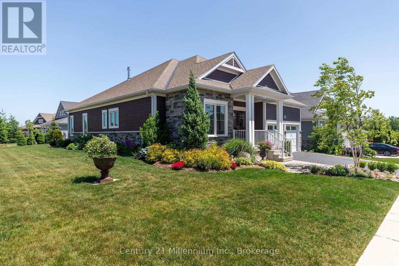 209 SNOWBERRY LANE