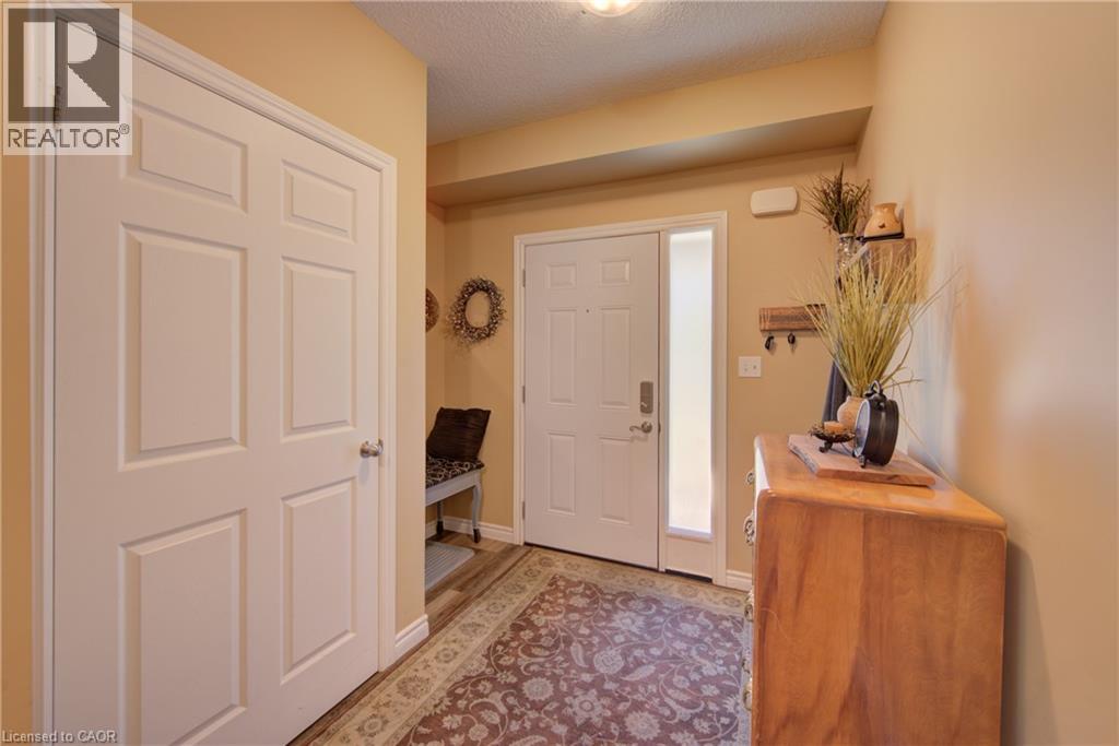 489 LEANDER Place