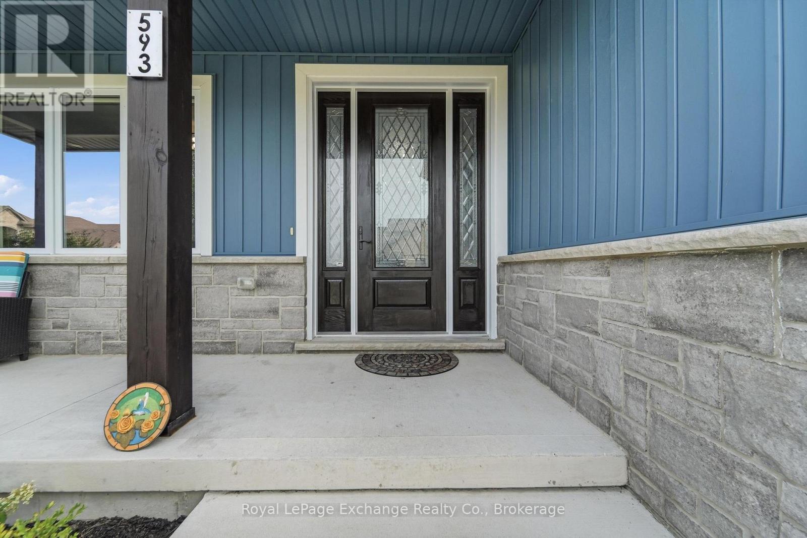 593 MORRISON CRESCENT