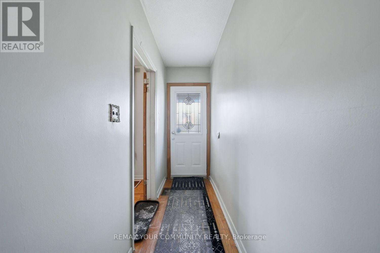 279 MCROBERTS AVENUE