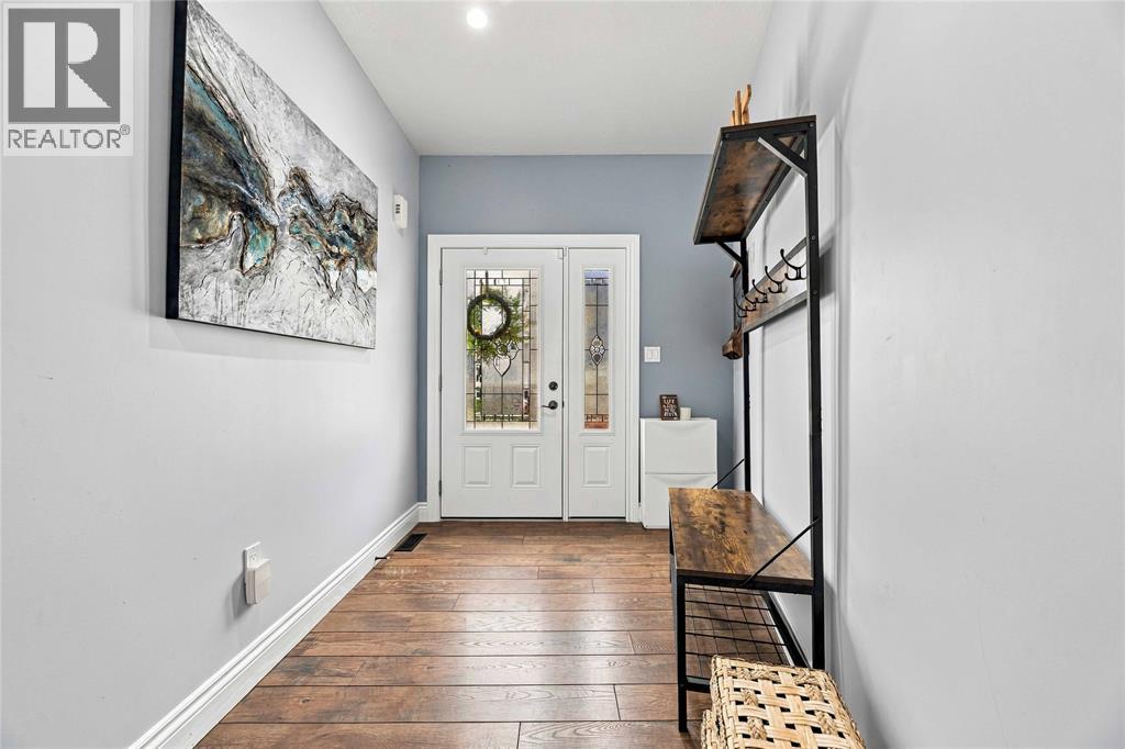 4232 St Clair PARKWAY - Photo 4