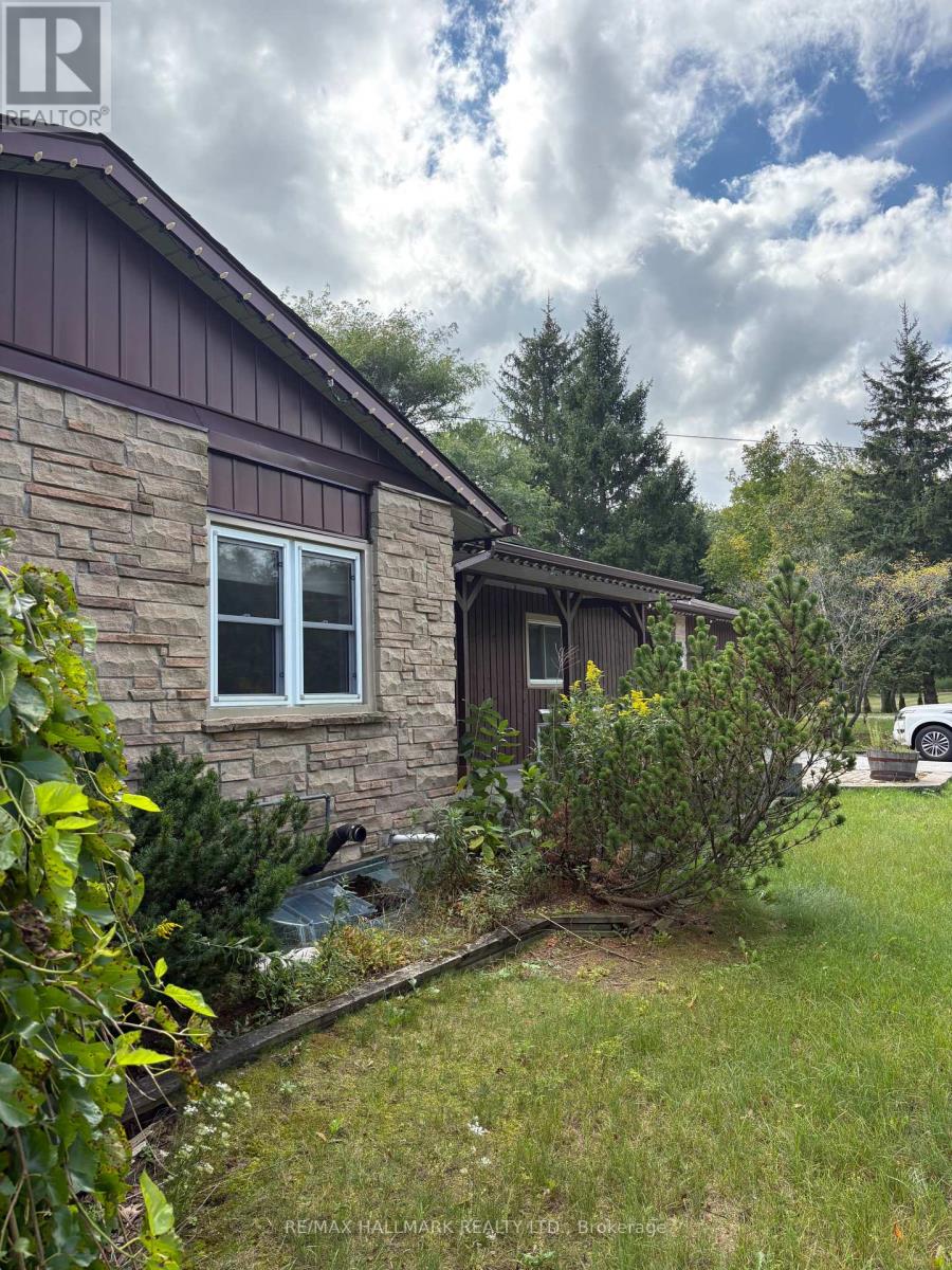 4749 AURORA ROAD E