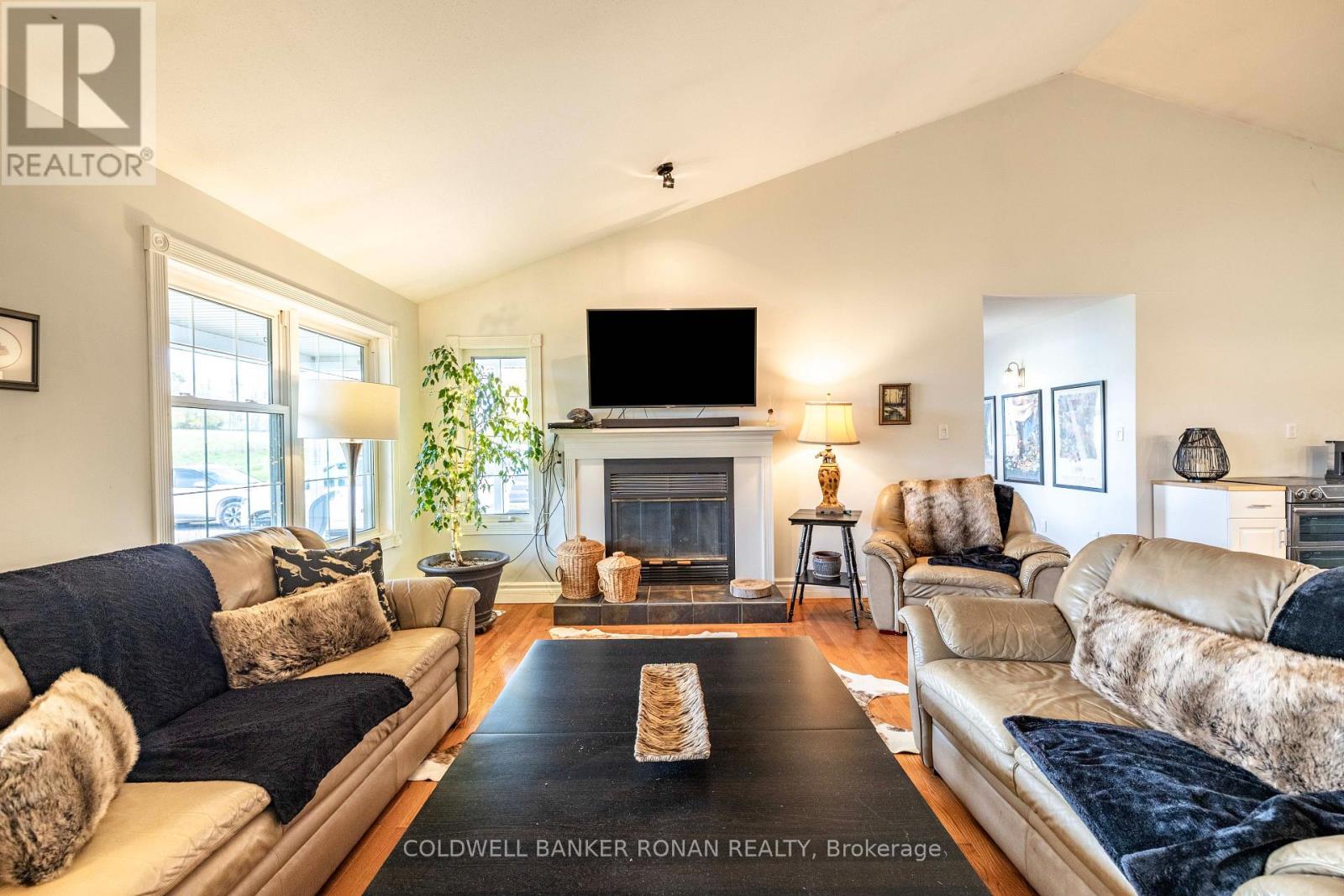 234439 CONCESSION 2 WGR