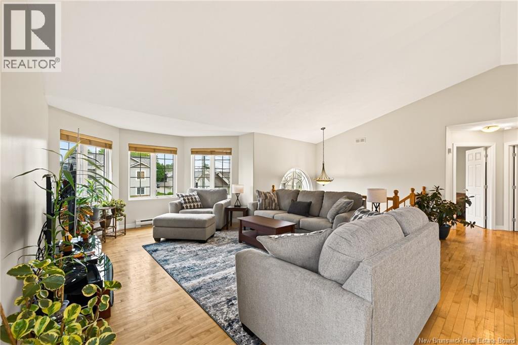 11 Marin Street - Photo 3