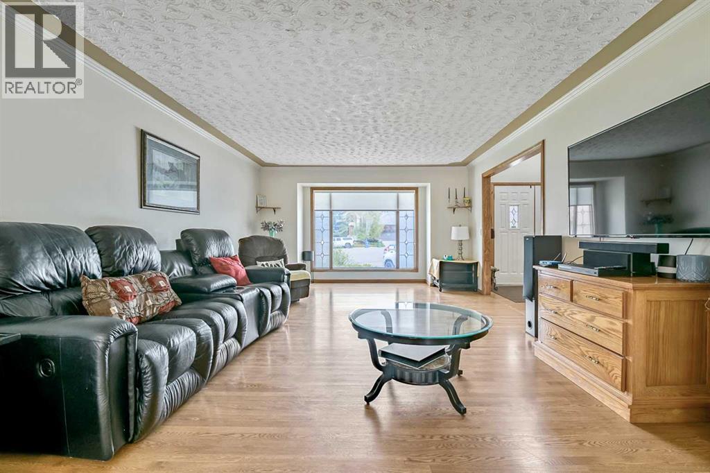 35 Candle Court SW