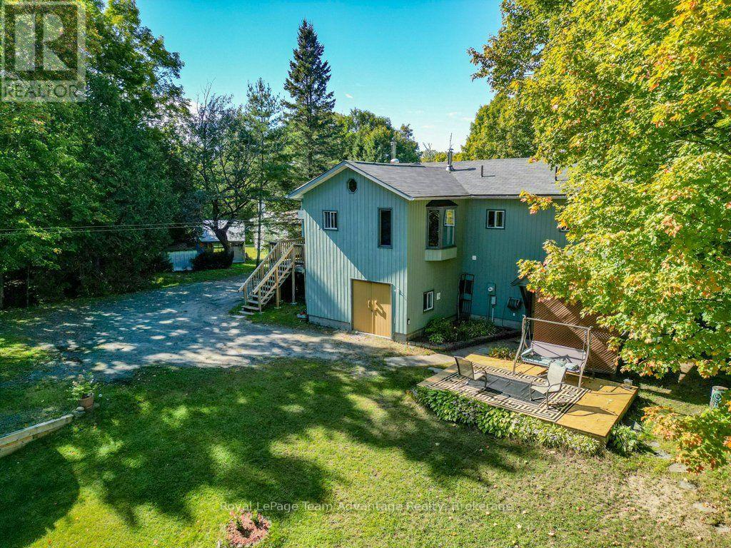 4 SWORDS ROAD