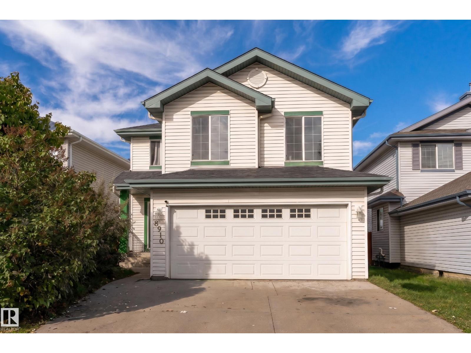 8910 7 AV SW