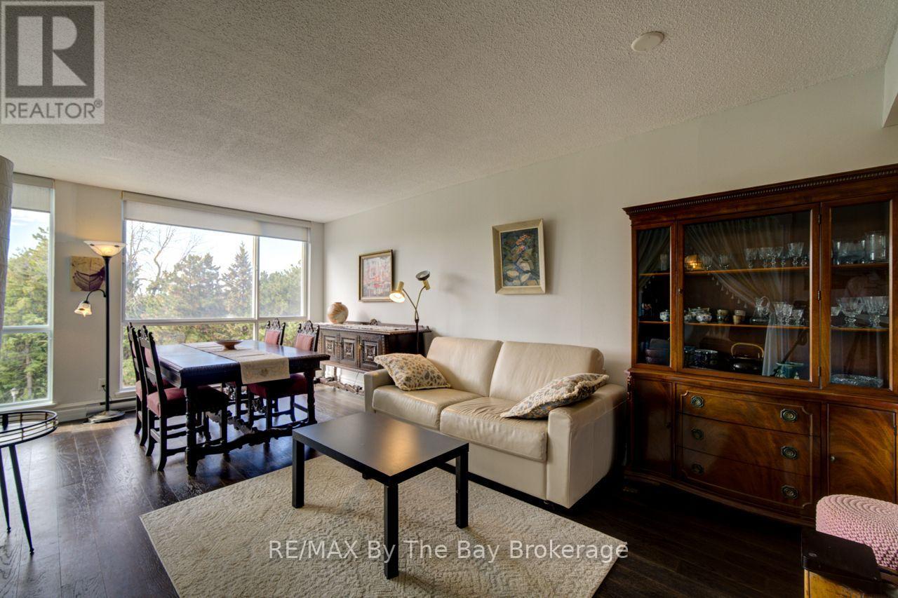 502 - 24 RAMBLINGS WAY