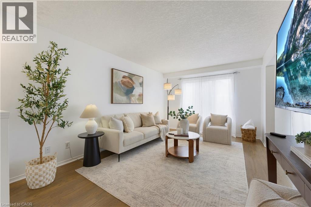 589 MORTIMER Drive