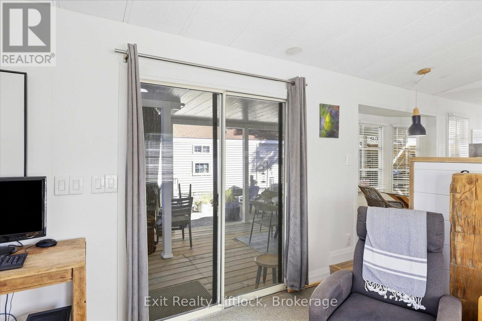 (166 WHISPERING PINES) - 2560 WESTVIEW ROAD - Photo 2