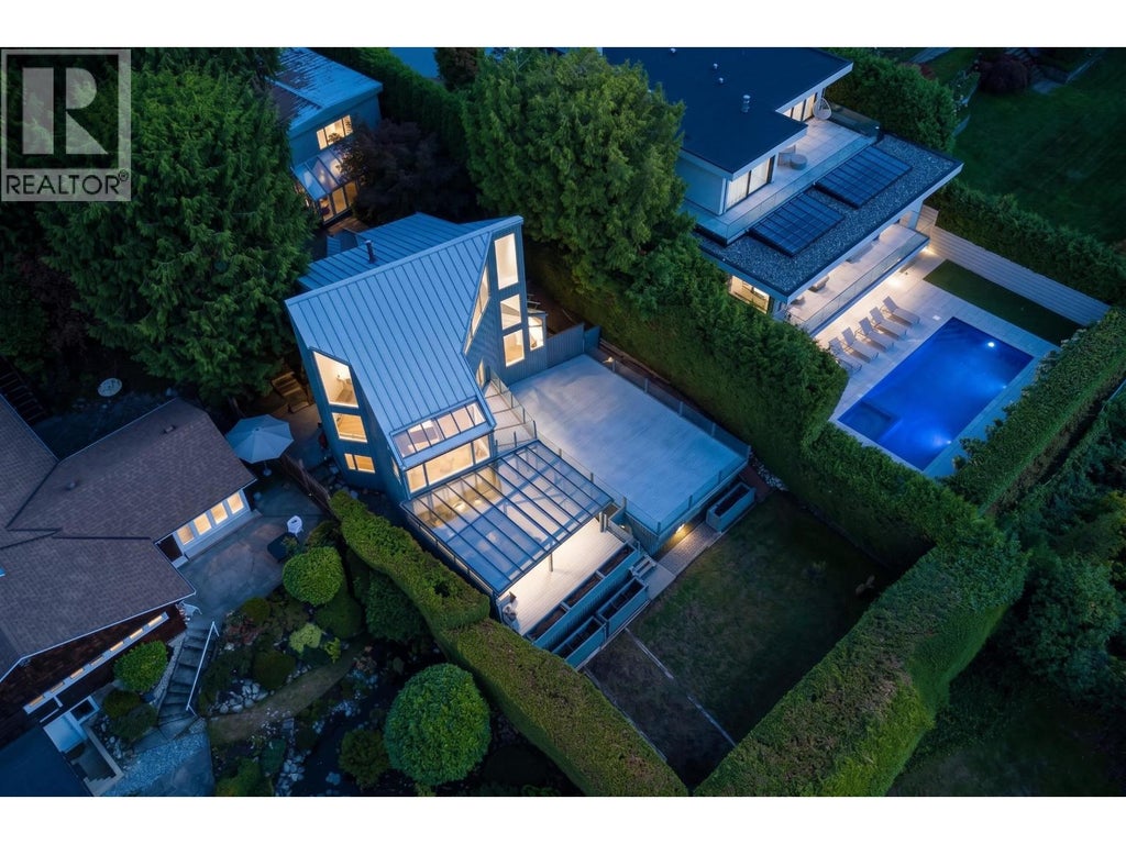 975 AUBENEAU CRESCENT, WEST VANCOUVER, BC V7T 1T4 - Image 313534402.jpeg?d=l