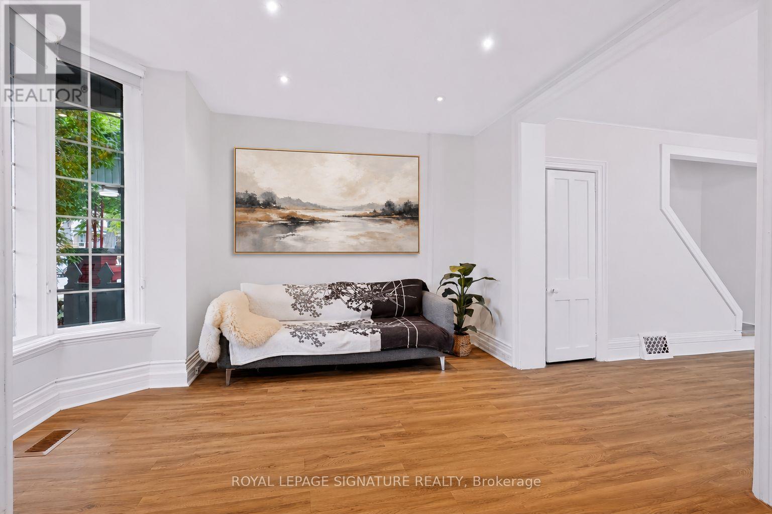 80 TISDALE STREET N