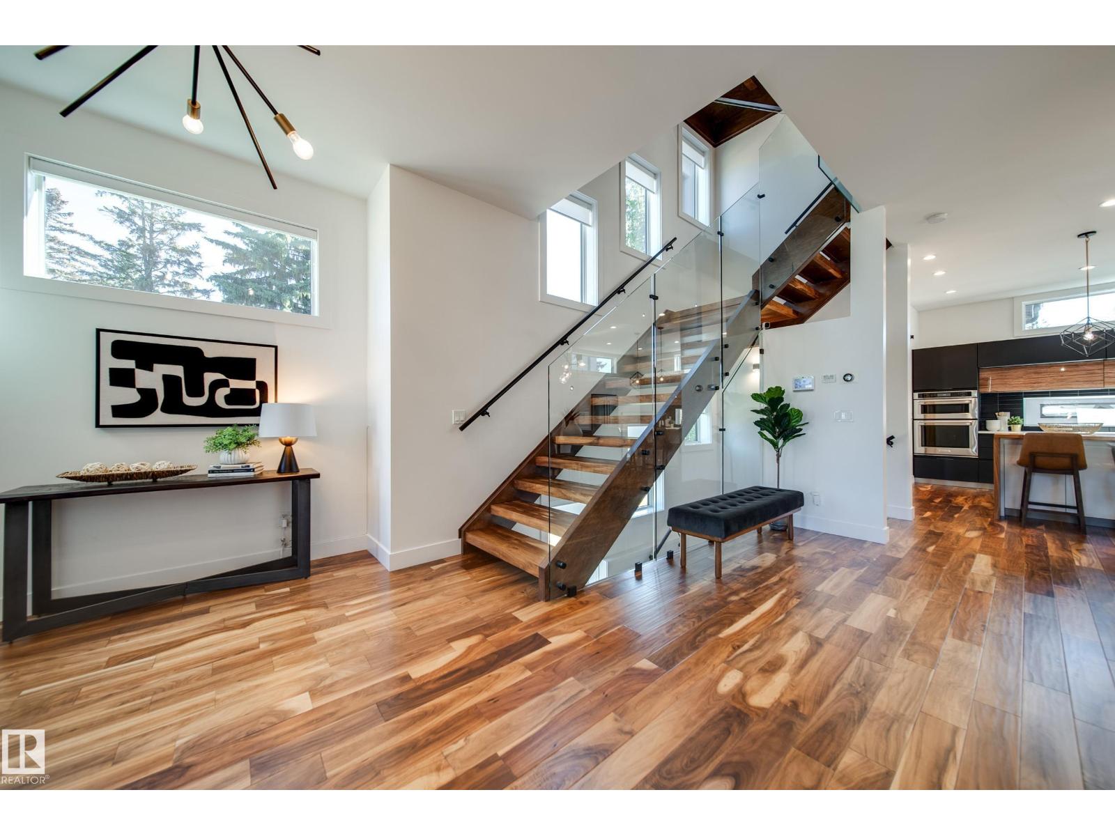44B VALLEYVIEW CR NW