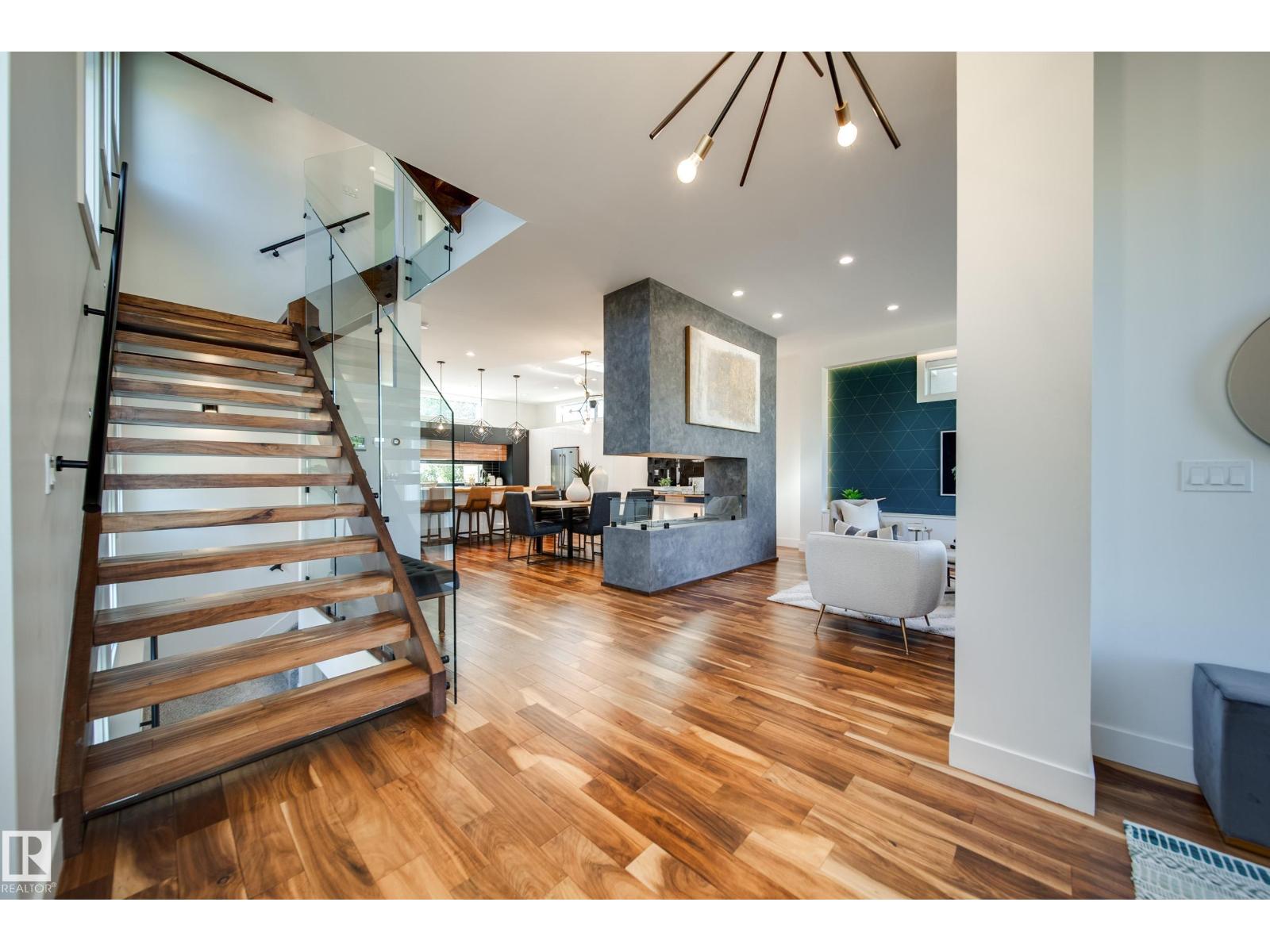 44B VALLEYVIEW CR NW