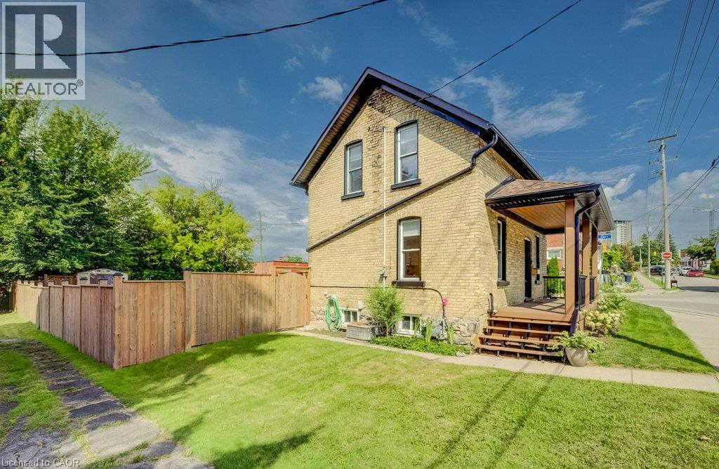 185 STRANGE Street