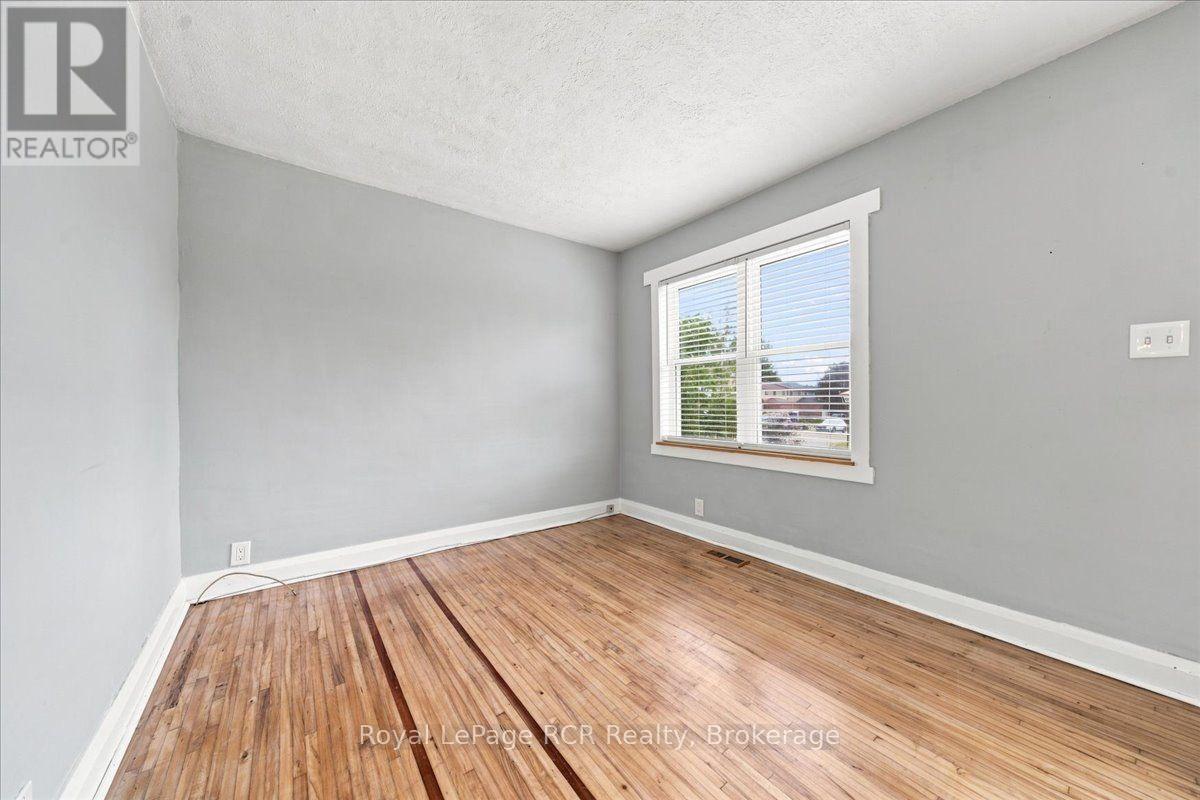397 27TH STREET W