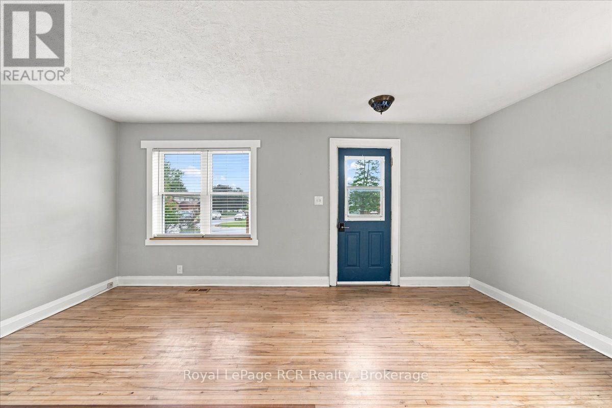 397 27TH STREET W