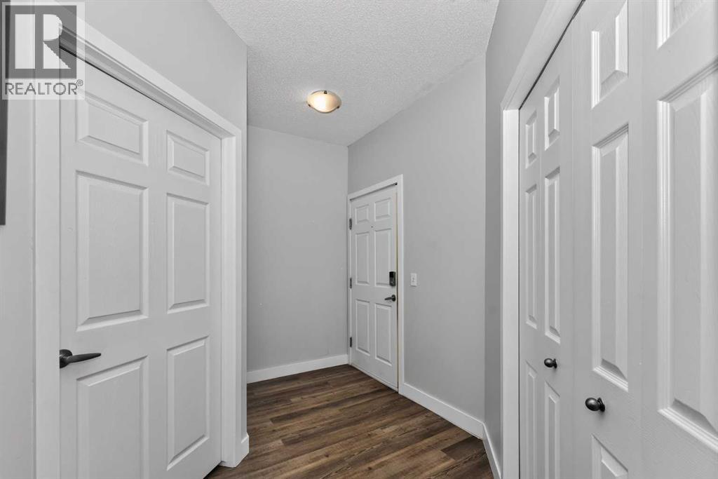 103, 4718 Stanley Road SW