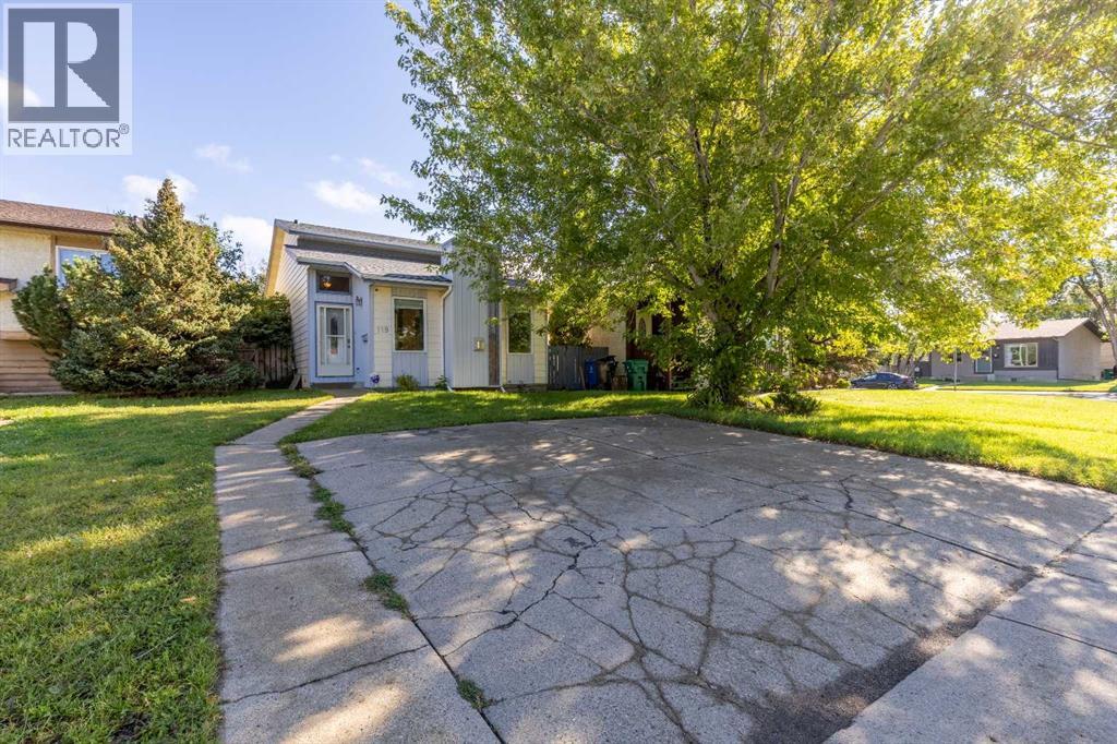 119 Red Crow Boulevard W