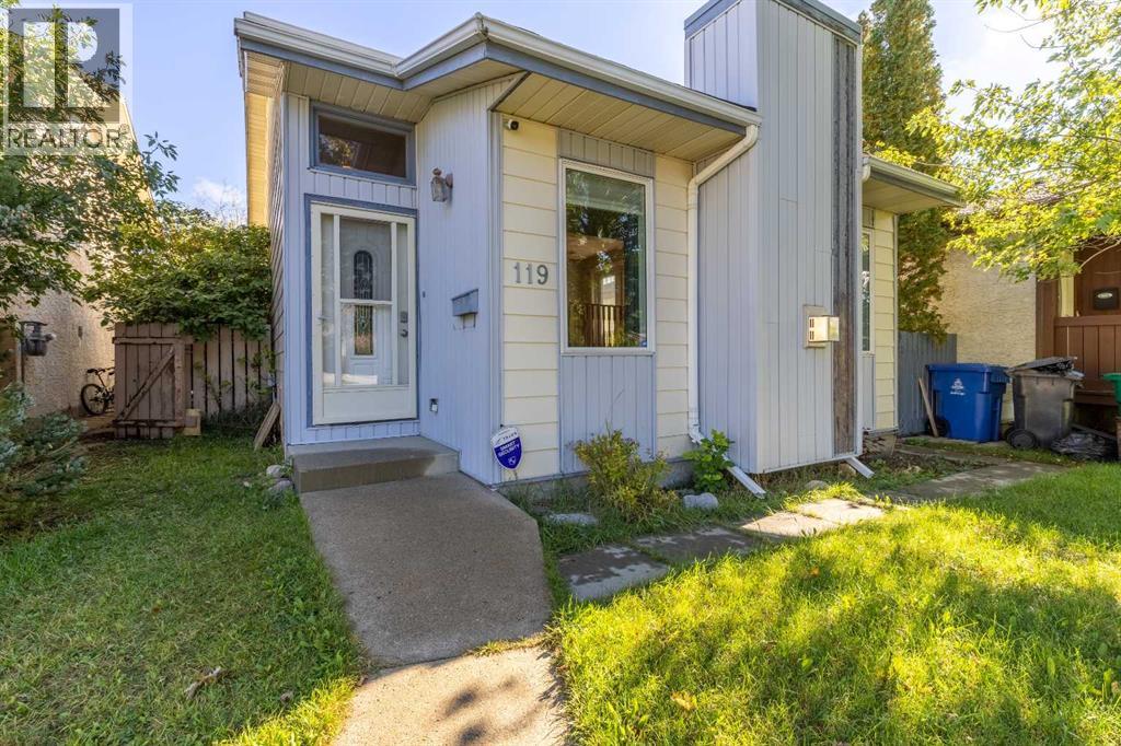 119 Red Crow Boulevard W