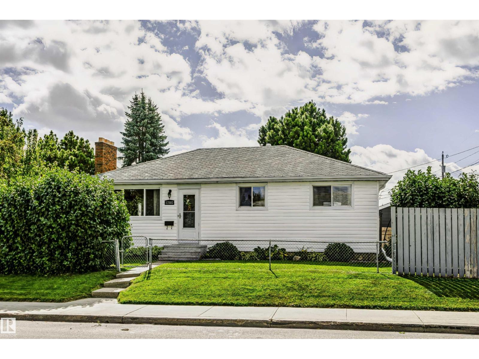 13503 135 AV NW