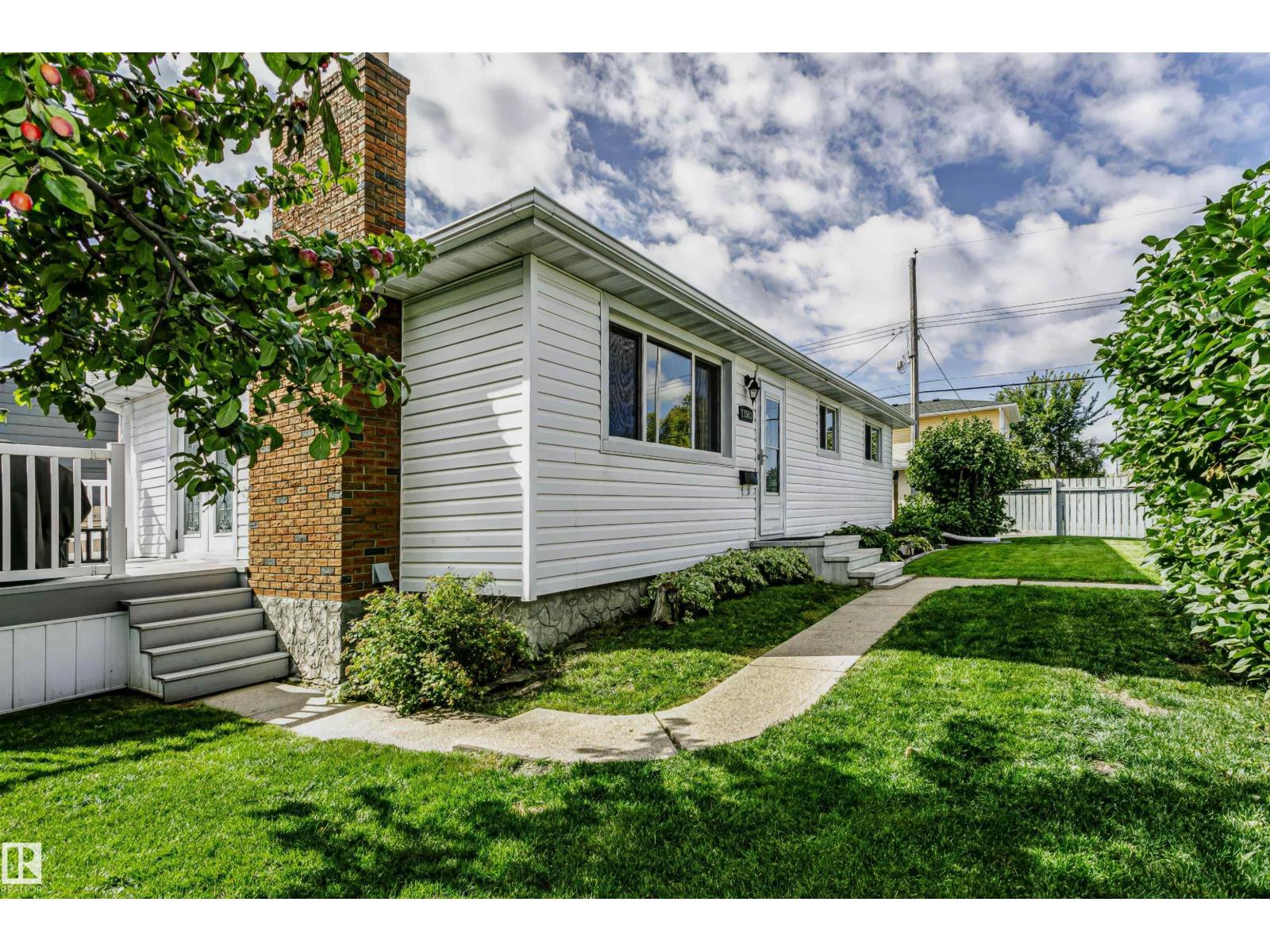 13503 135 AV NW