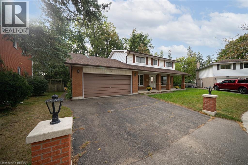 24 JAPONICA Crescent