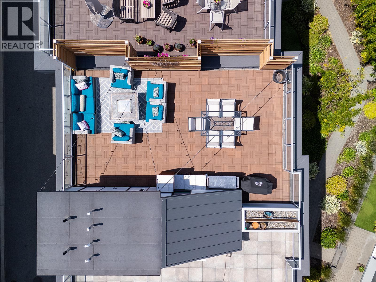 1515 Highland Drive N Unit# 20