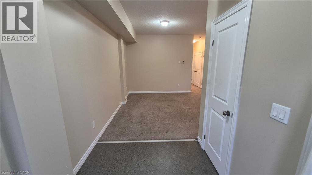225 RIDDELL Street Unit# 22