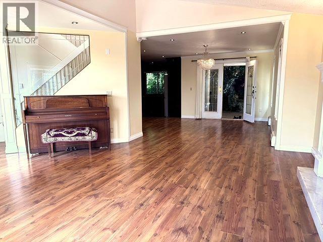 92 RAVINE DRIVE