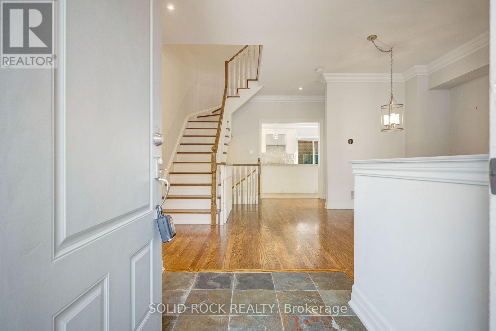 13 COMPASS WAY