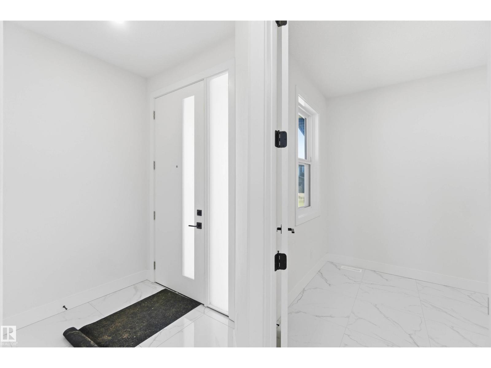 415 PINE PT