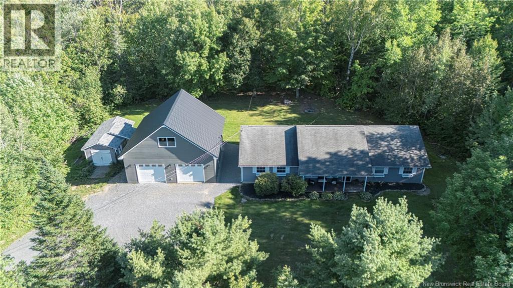 122 Fawn Crescent