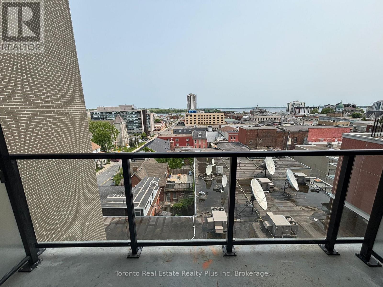 717 - 223 PRINCESS STREET