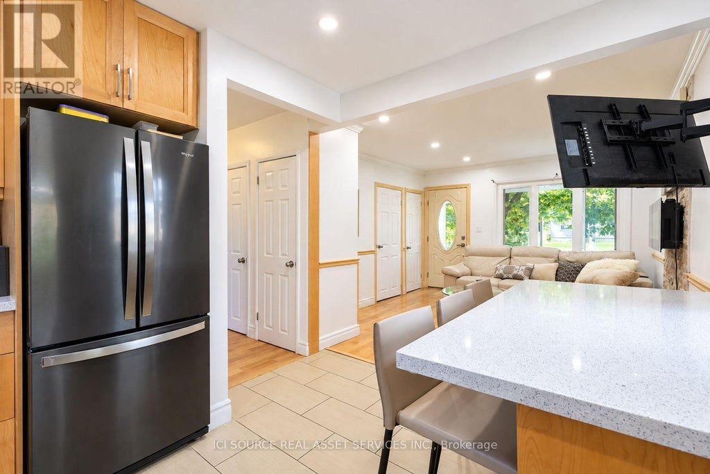 2014 BALSAM AVENUE, MISSISSAUGA (CLARKSON), ON L5J 1L2 - Image 3763510573.jpeg?d=l