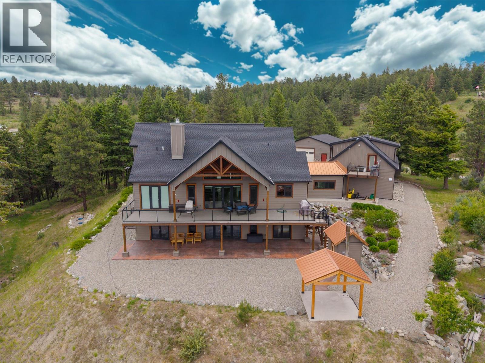 935 Eagle Place